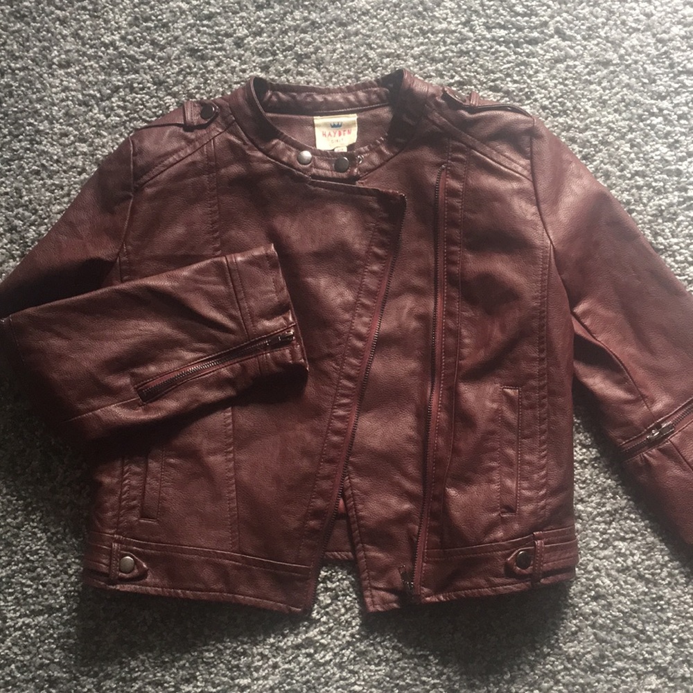 Super cute girl jacket 9/10. Warn 1x.